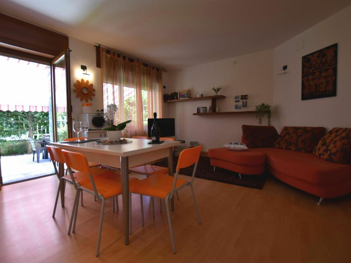 Belvilla By Oyo Cherry House Mergozzo Esterno foto