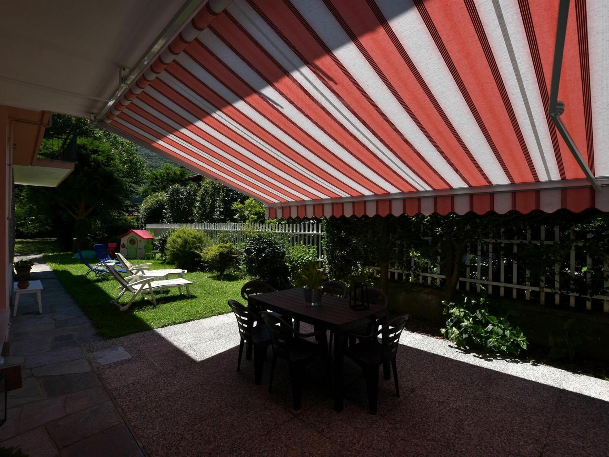 Belvilla By Oyo Cherry House Mergozzo Esterno foto